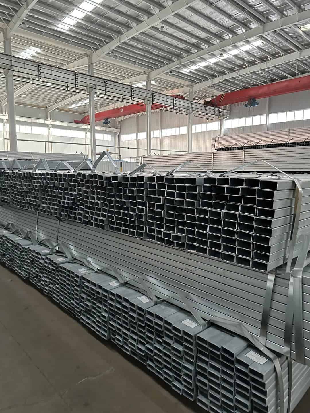 What’s the Best Solar Panel Structure Material for Your Project?